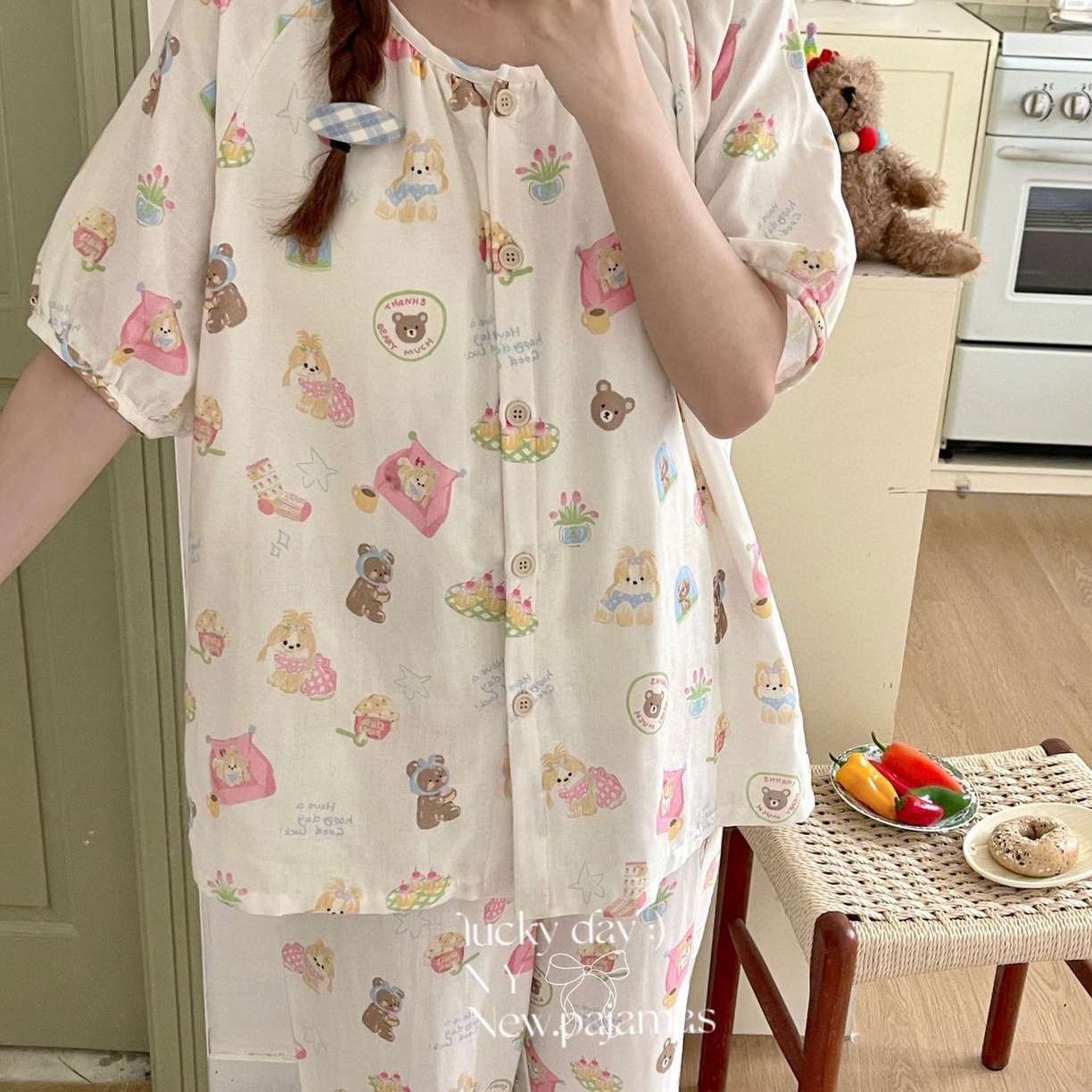 91家纺网 家纺一手货源 找家纺 纽约生活 有氧纱韩系家居服圆领短袖长裤自带胸垫套装 lucky小狗