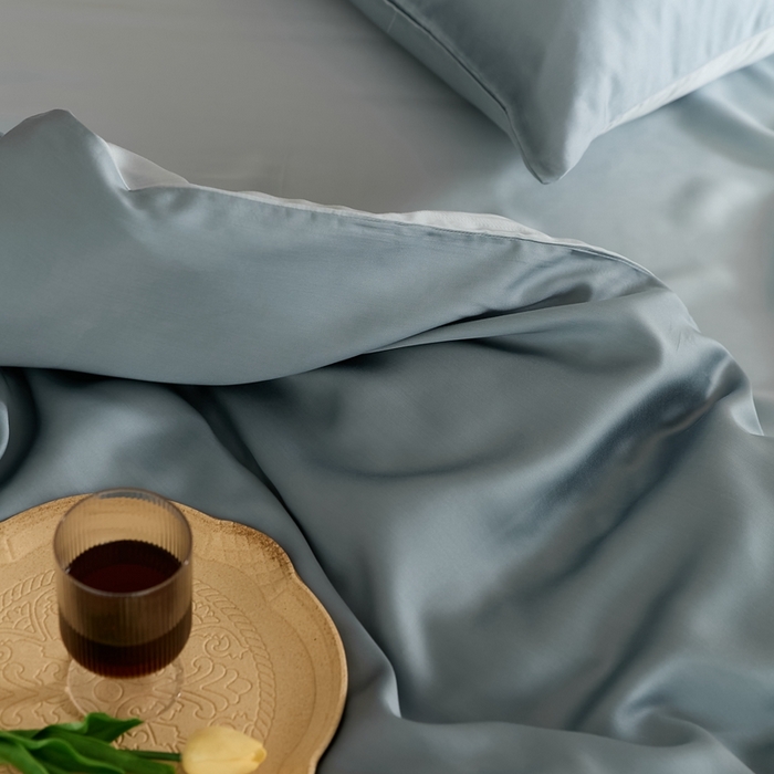 91家纺网 家纺一手货源 找家纺 2025新款A类奥地利进口60支兰精天丝莱赛尔轻奢纯色双拼四件套 灰蓝色-冰川灰