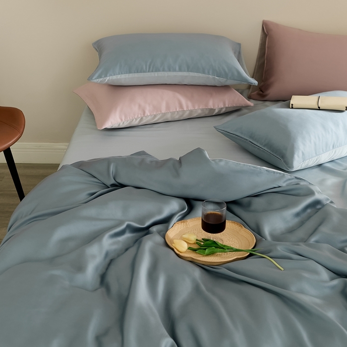 91家纺网 家纺一手货源 找家纺 2025新款A类奥地利进口60支兰精天丝莱赛尔轻奢纯色双拼四件套 灰蓝色-冰川灰