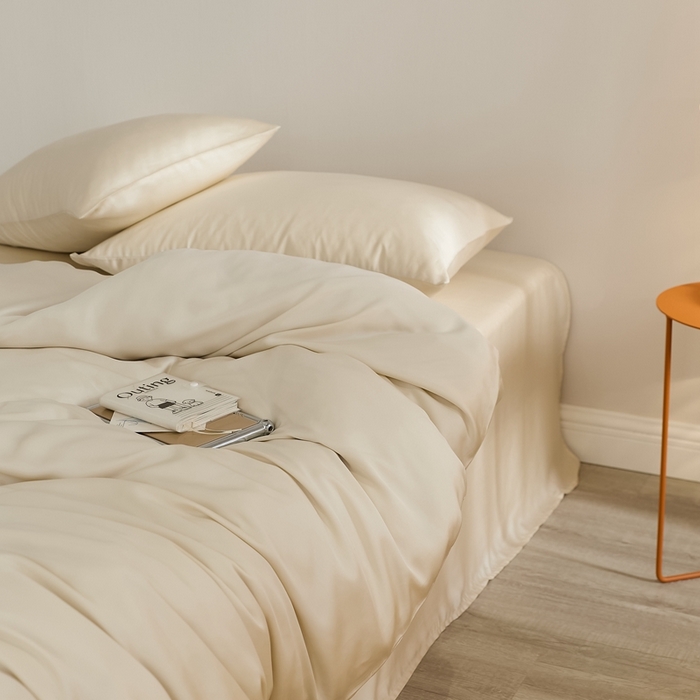 91家纺网 家纺一手货源 找家纺 2025新款A类奥地利进口60支兰精天丝莱赛尔轻奢纯色双拼四件套 极地白