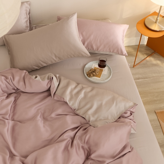 91家纺网 家纺一手货源 找家纺 2025新款A类奥地利进口60支兰精天丝莱赛尔轻奢纯色双拼四件套 满天星紫-曙光银