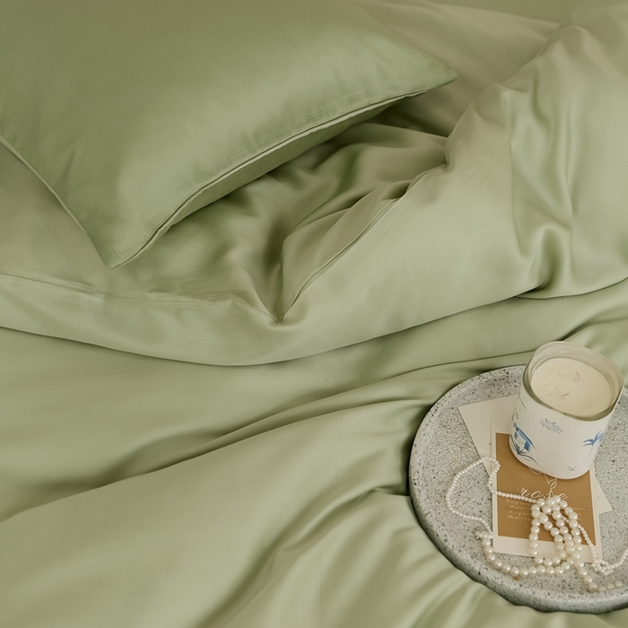 91家纺网 家纺一手货源 找家纺 2025新款A类奥地利进口60支兰精天丝莱赛尔轻奢纯色双拼四件套 嫩叶绿