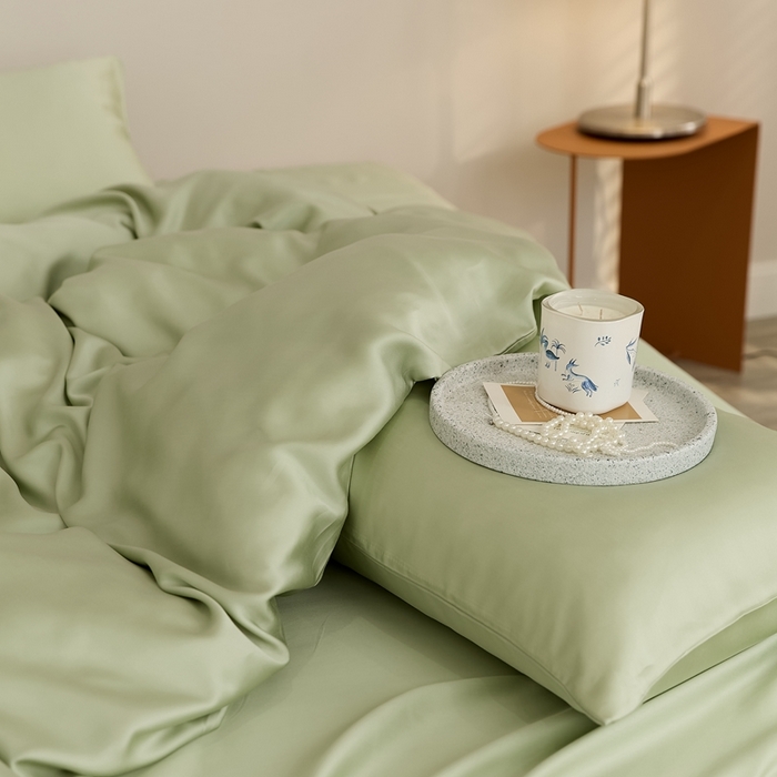 91家纺网 家纺一手货源 找家纺 2025新款A类奥地利进口60支兰精天丝莱赛尔轻奢纯色双拼四件套 嫩叶绿