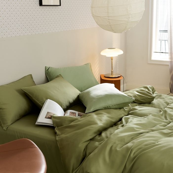 91家纺网 家纺一手货源 找家纺 2025新款A类奥地利进口60支兰精天丝莱赛尔轻奢纯色双拼四件套 欧芹绿