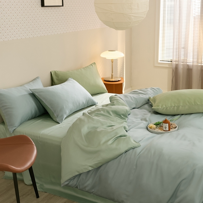 91家纺网 家纺一手货源 找家纺 2025新款A类奥地利进口60支兰精天丝莱赛尔轻奢纯色双拼四件套 天空蓝-浅艾绿