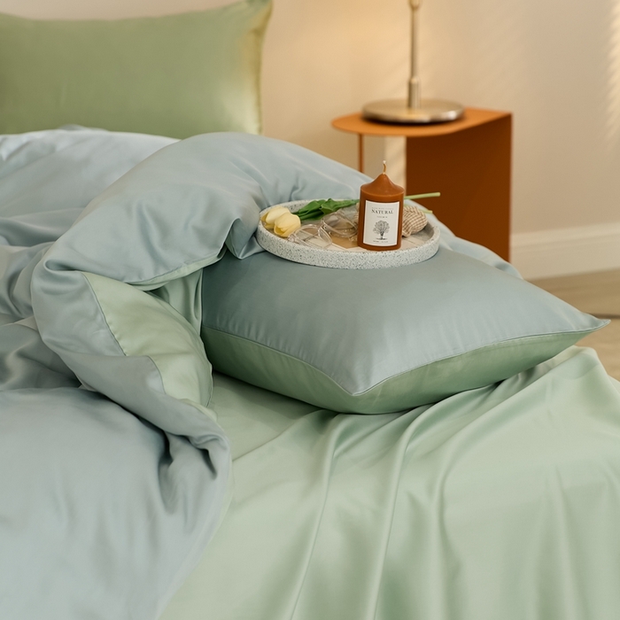 91家纺网 家纺一手货源 找家纺 2025新款A类奥地利进口60支兰精天丝莱赛尔轻奢纯色双拼四件套 天空蓝-浅艾绿