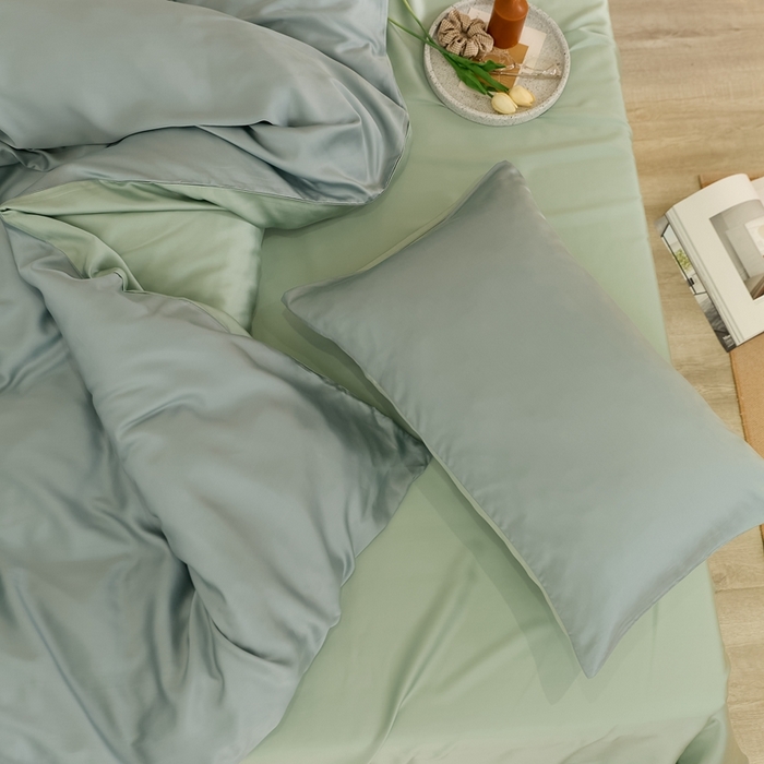 91家纺网 家纺一手货源 找家纺 2025新款A类奥地利进口60支兰精天丝莱赛尔轻奢纯色双拼四件套 天空蓝-浅艾绿