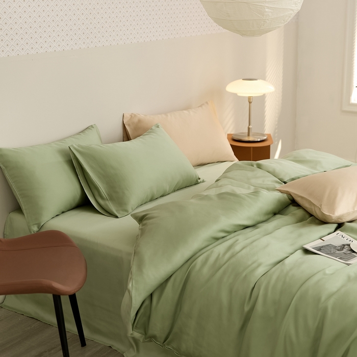 91家纺网 家纺一手货源 找家纺 2025新款A类奥地利进口60支兰精天丝莱赛尔轻奢纯色双拼四件套 香奈儿绿-嫩叶绿