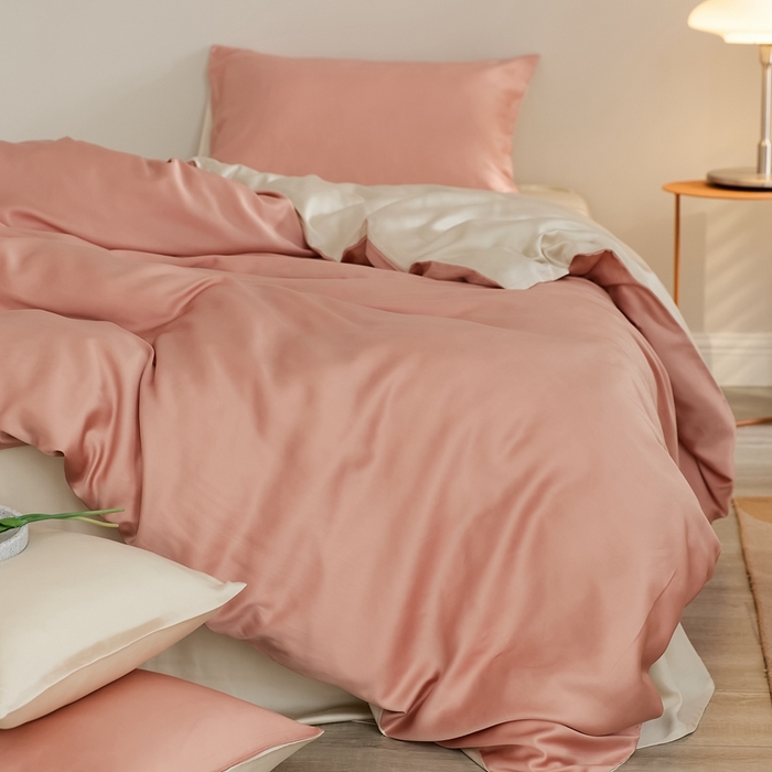 91家纺网 家纺一手货源 找家纺 2025新款A类奥地利进口60支兰精天丝莱赛尔轻奢纯色双拼四件套 芝芝桃桃-极地白