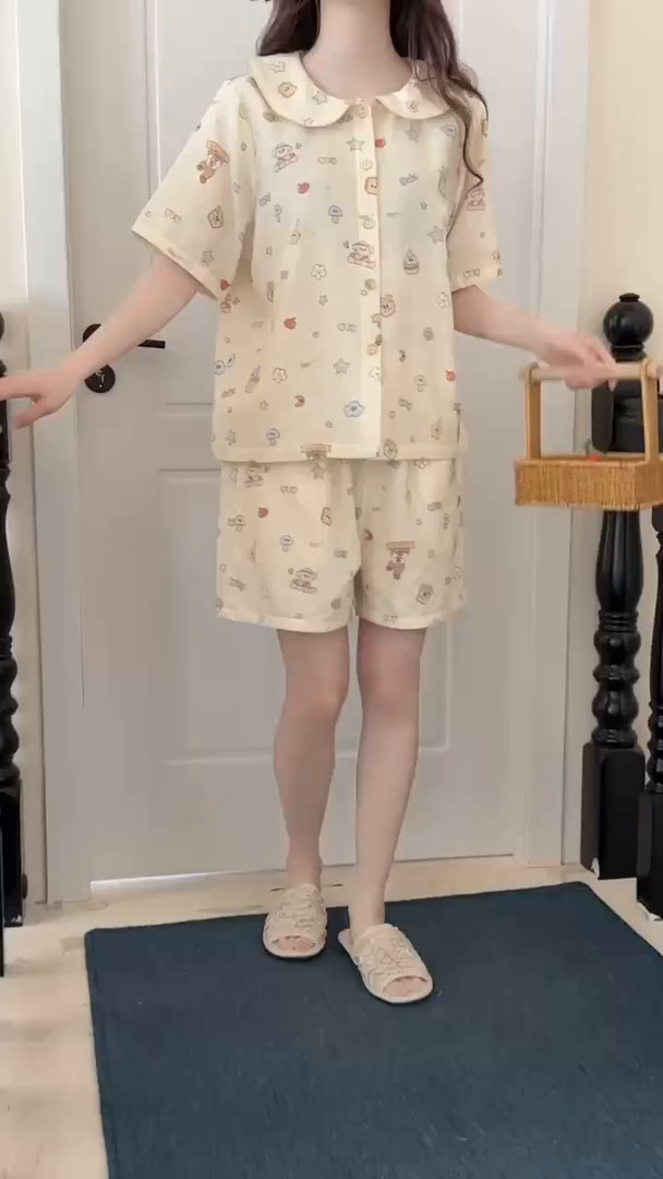 91家纺网 家纺一手货源 找家纺 纽约生活 2025新款甜美风娃娃领短袖短裤 快乐小熊