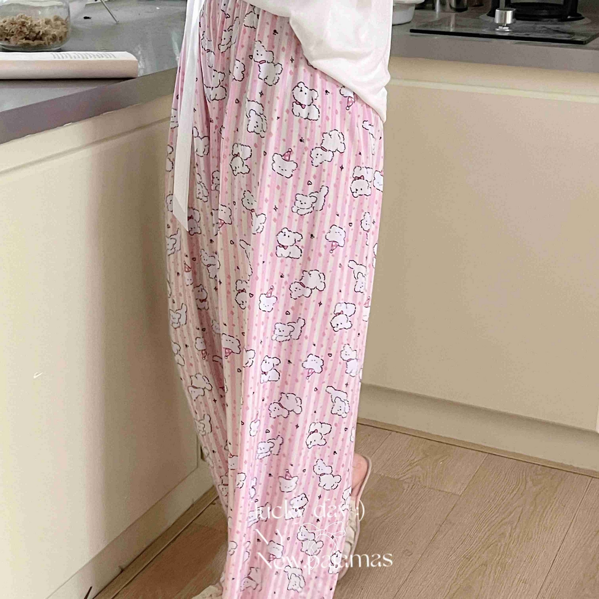 91家纺网 家纺一手货源 找家纺 纽约生活 2025新款人棉阔腿裤 粉条纹生日狗