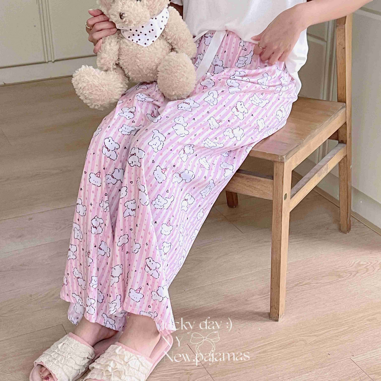 91家纺网 家纺一手货源 找家纺 纽约生活 2025新款人棉阔腿裤 粉条纹生日狗