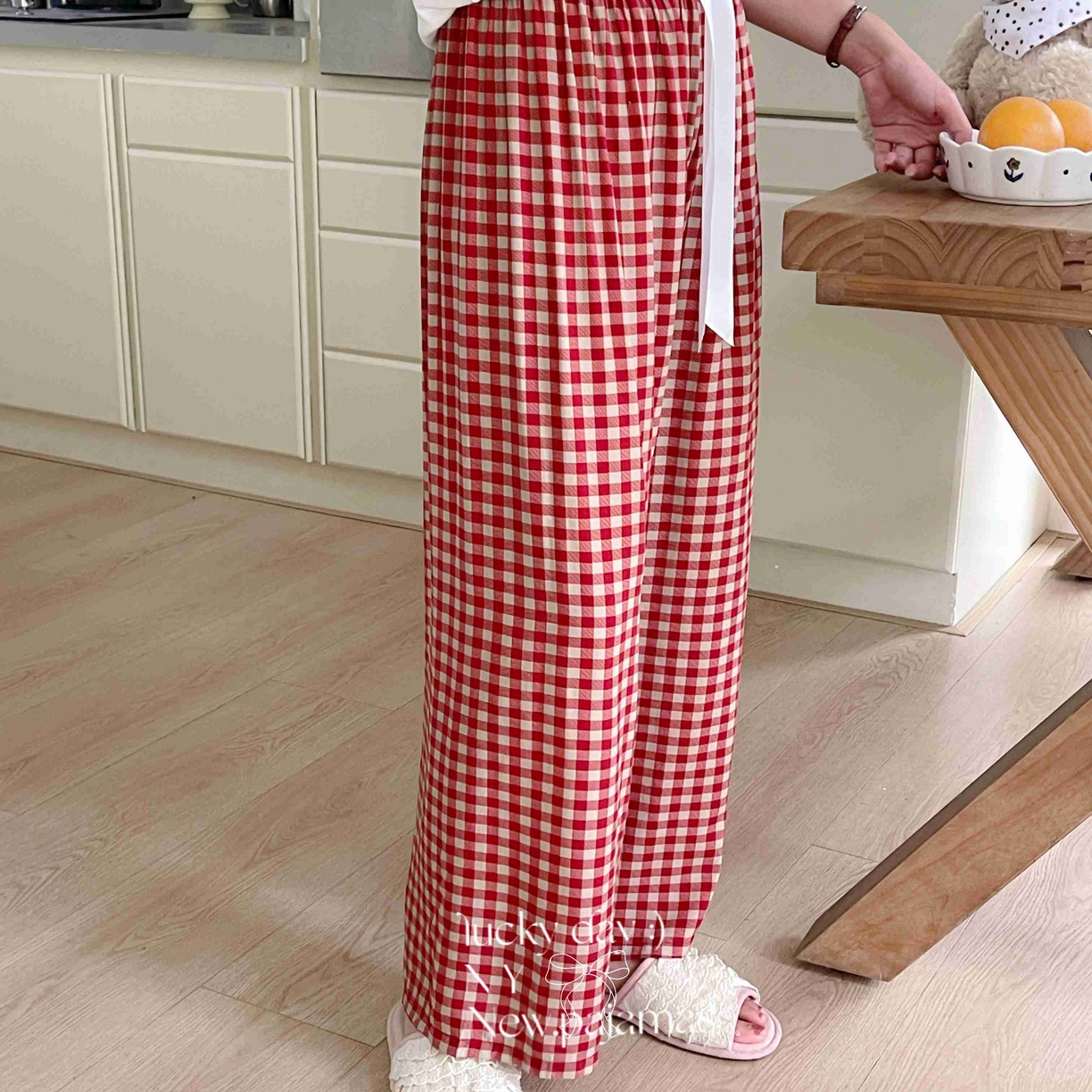 91家纺网 家纺一手货源 找家纺 纽约生活 2025新款人棉阔腿裤 红格