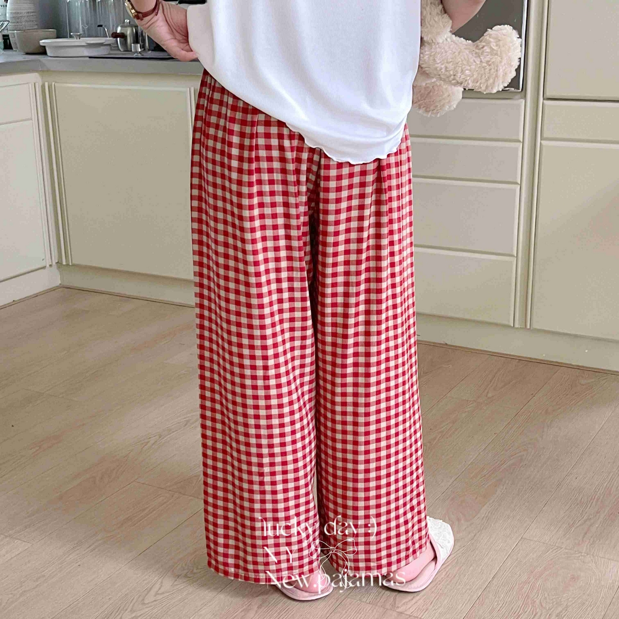 91家纺网 家纺一手货源 找家纺 纽约生活 2025新款人棉阔腿裤 红格