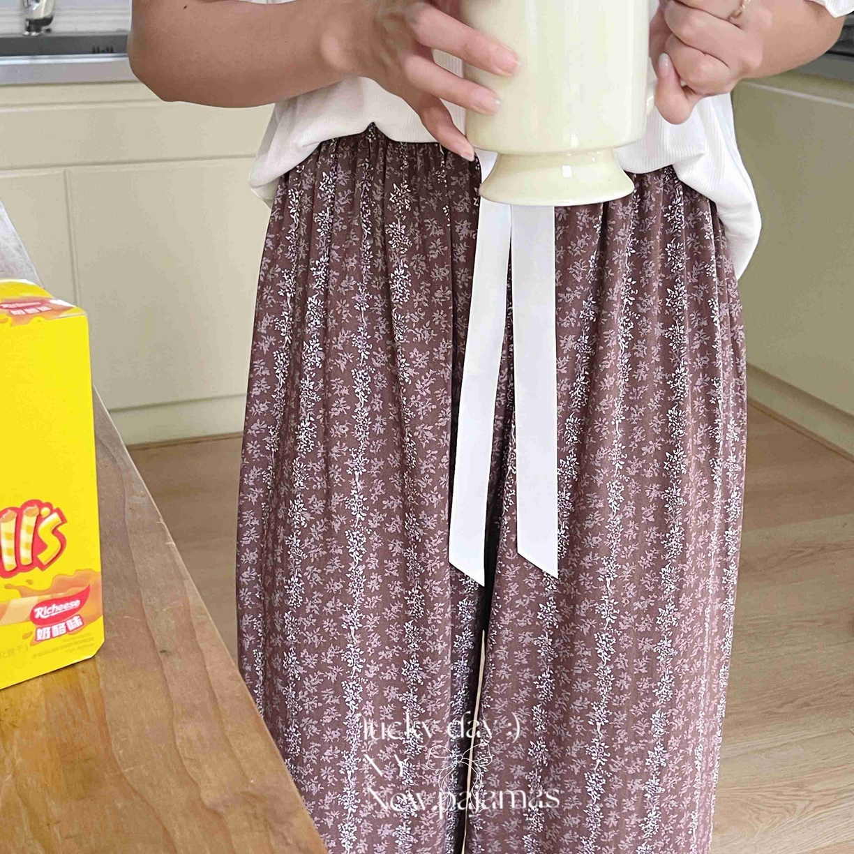 91家纺网 家纺一手货源 找家纺 纽约生活 2025新款人棉阔腿裤 花间咖