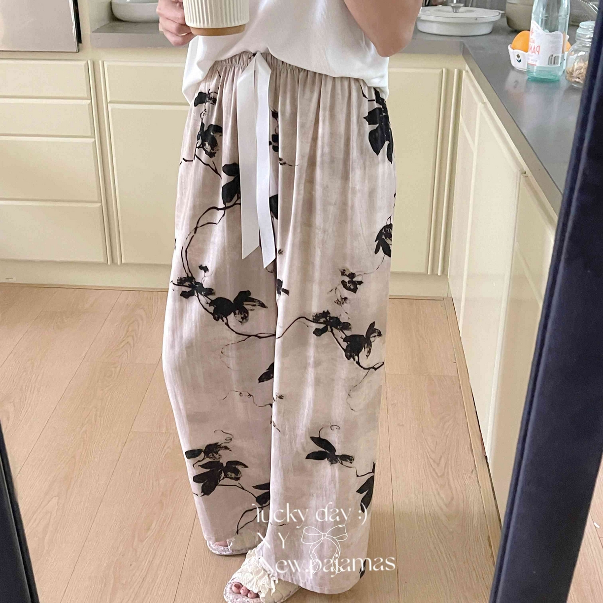 91家纺网 家纺一手货源 找家纺 纽约生活 2025新款人棉阔腿裤 花想