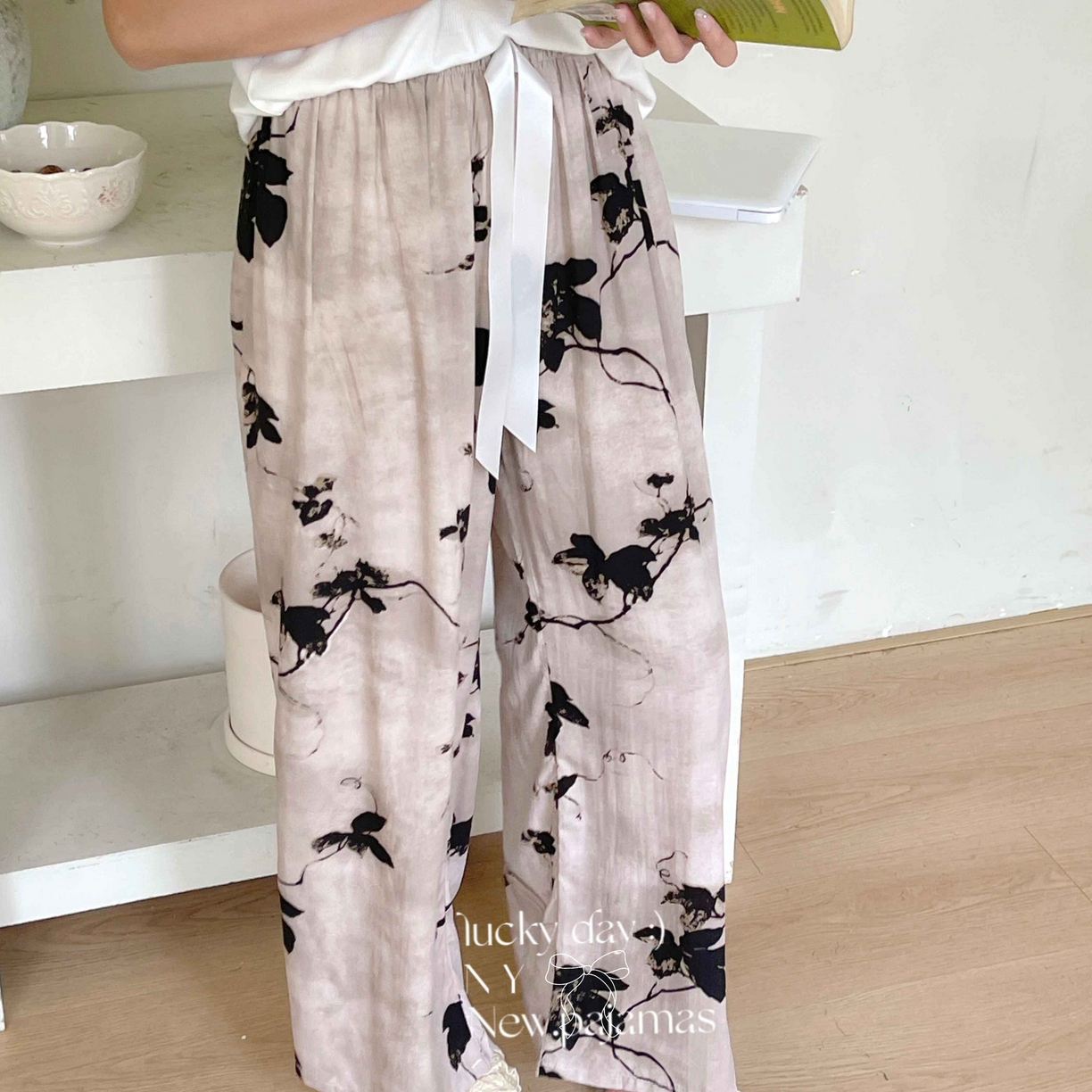 91家纺网 家纺一手货源 找家纺 纽约生活 2025新款人棉阔腿裤 花想