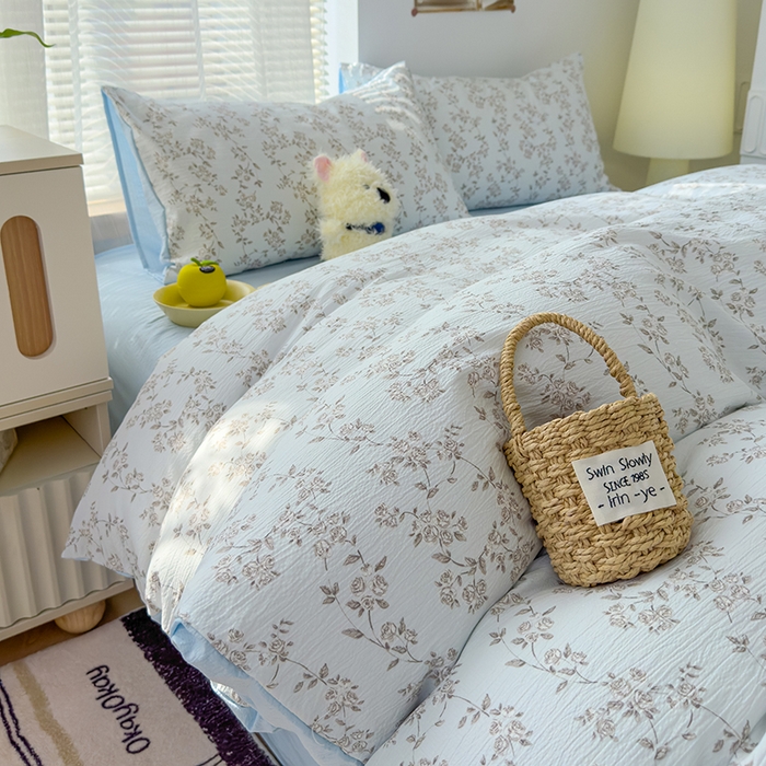 91家纺网 家纺一手货源 找家纺 竹合家纺 2025新品云感皱皱四件套跑量款小清新四件套 蓝颜