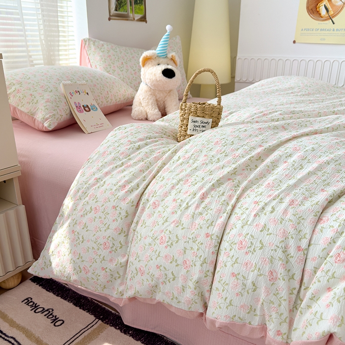 91家纺网 家纺一手货源 找家纺 竹合家纺 2025新品云感皱皱四件套跑量款小清新四件套 粉红佳人