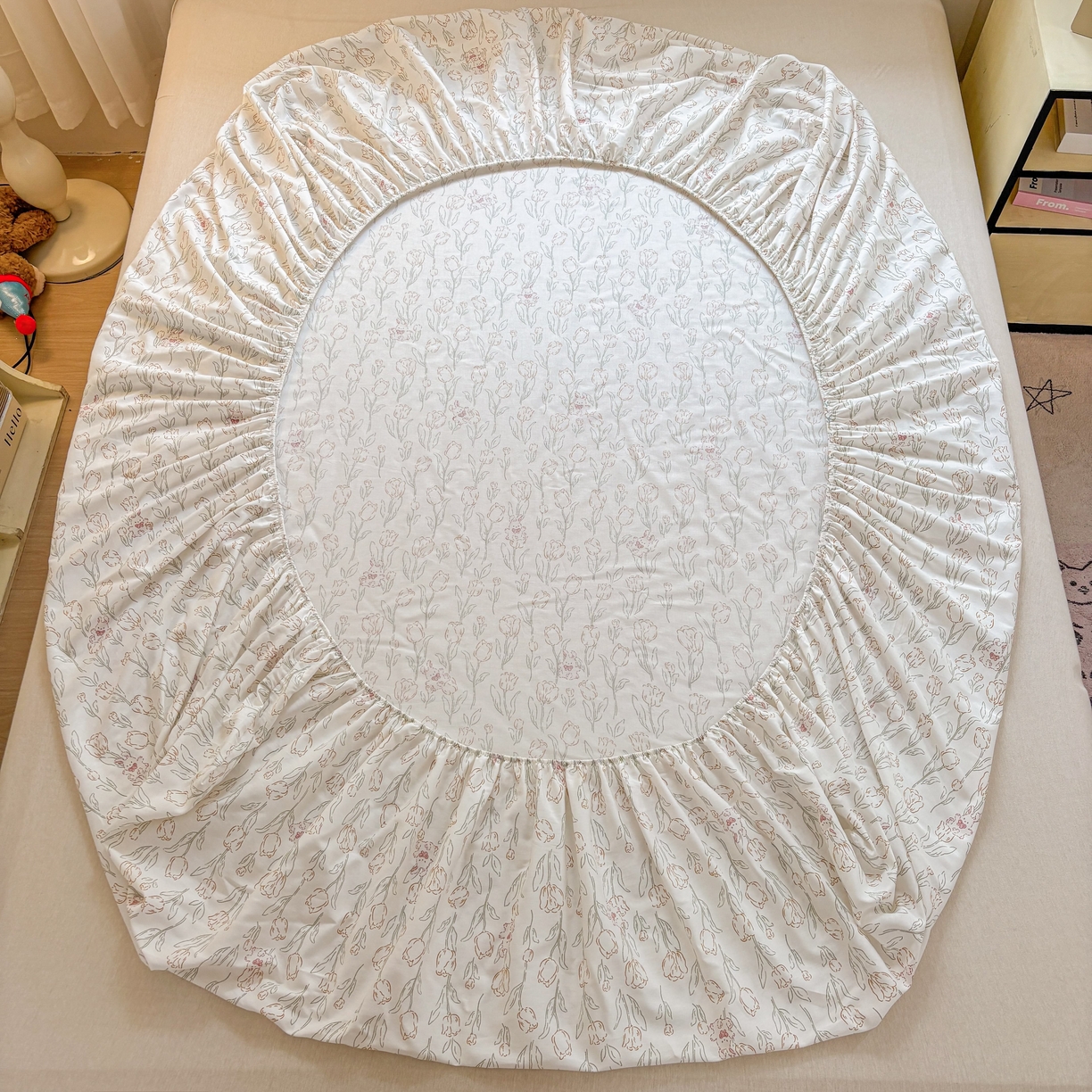 91家纺网 家纺一手货源 找家纺 大吉 2025新款全棉印花床笠 花园兔