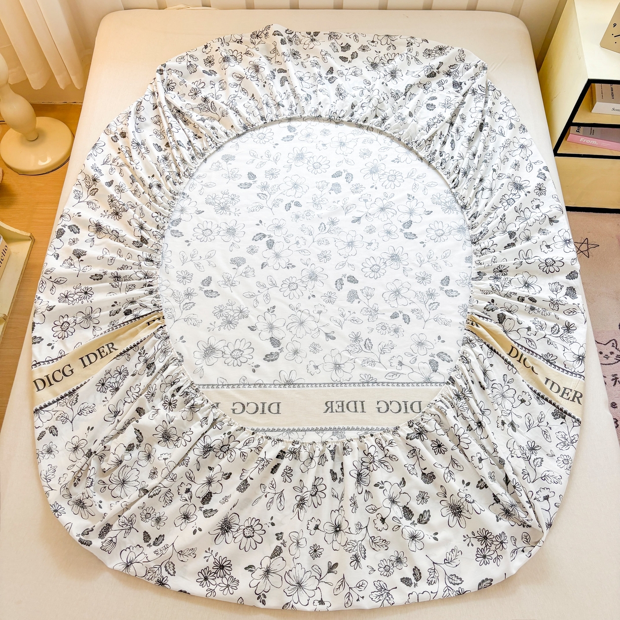 91家纺网 家纺一手货源 找家纺 大吉 2025新款全棉印花床笠 赫本