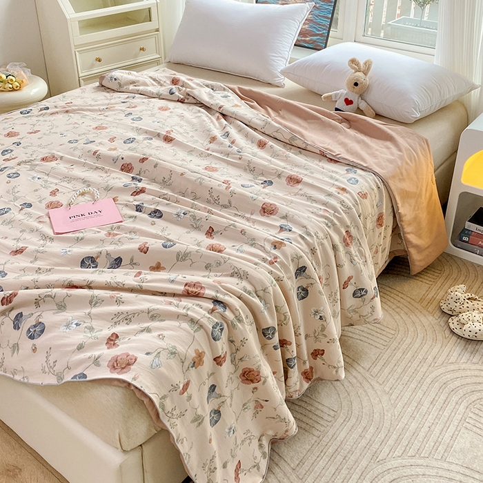 91家纺网 家纺一手货源 找家纺 畅畅家纺 2025新款A类水洗棉麻双层纱夏被四件套 夕颜