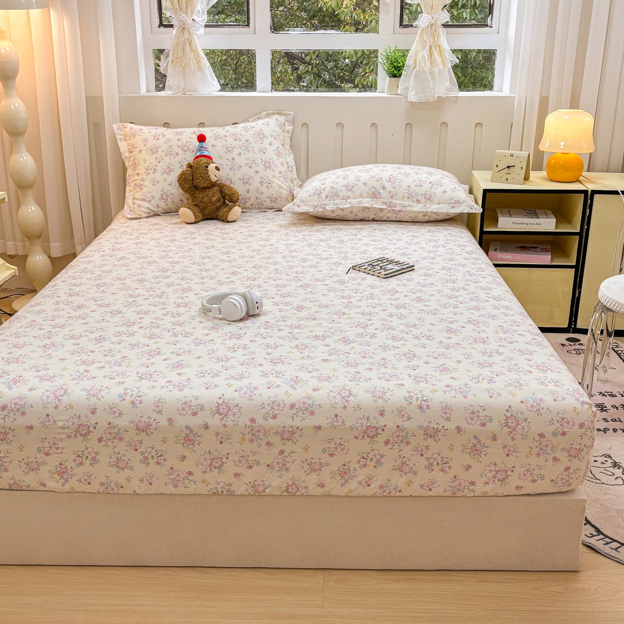 91家纺网 家纺一手货源 找家纺 大吉 2025新款全棉印花床笠 梦幻花园