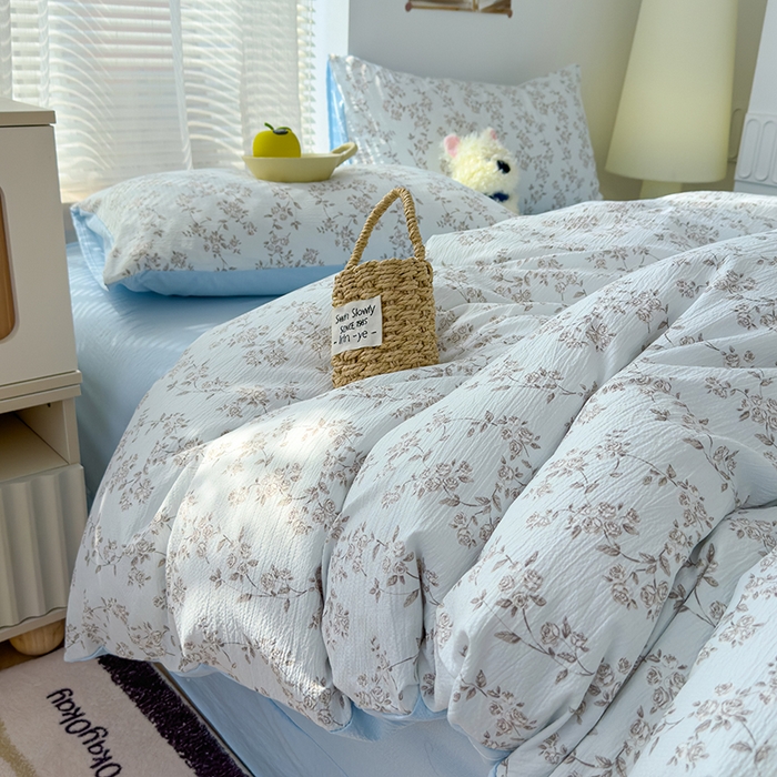 91家纺网 家纺一手货源 找家纺 竹合家纺 2025新品云感皱皱四件套跑量款小清新四件套 蓝颜