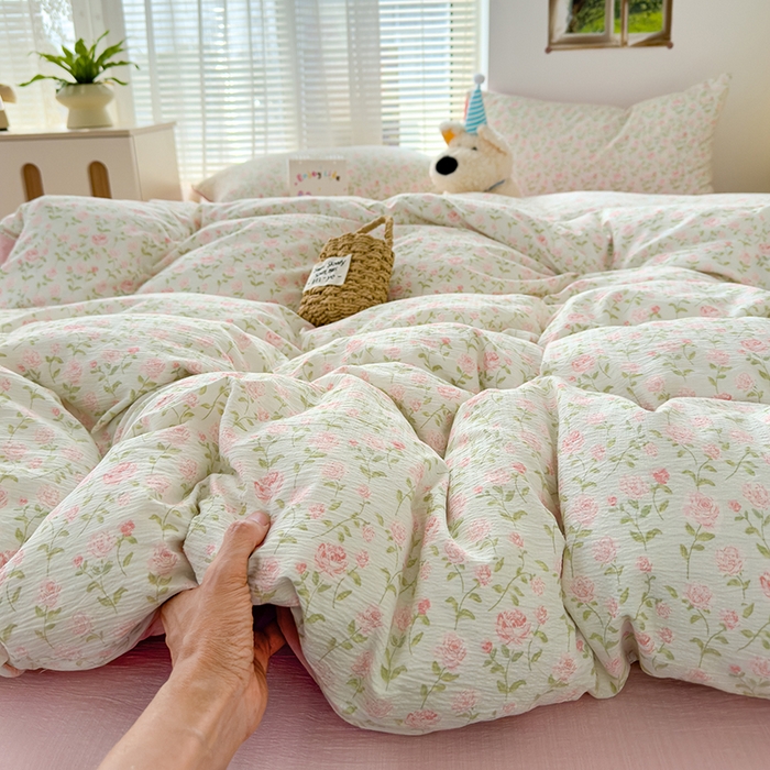 91家纺网 家纺一手货源 找家纺 竹合家纺 2025新品云感皱皱四件套跑量款小清新四件套 粉红佳人