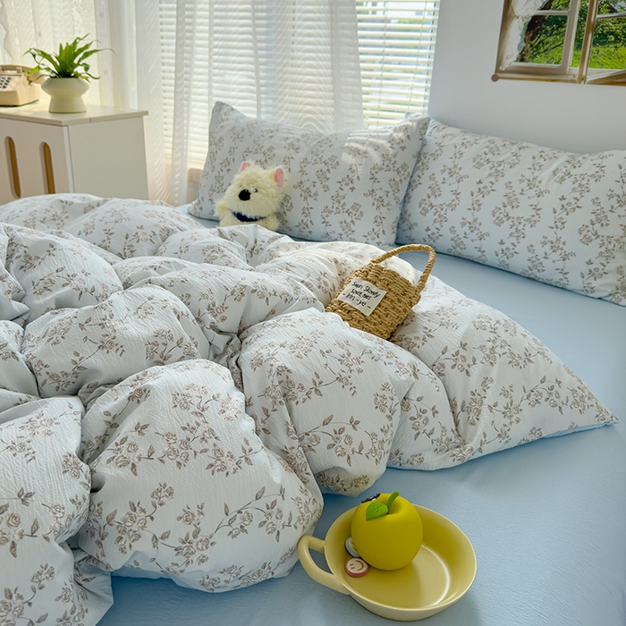 91家纺网 家纺一手货源 找家纺 竹合家纺 2025新品云感皱皱四件套跑量款小清新四件套 蓝颜