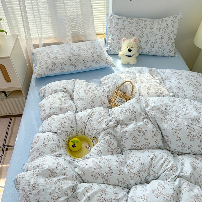 91家纺网 家纺一手货源 找家纺 竹合家纺 2025新品云感皱皱四件套跑量款小清新四件套 蓝颜