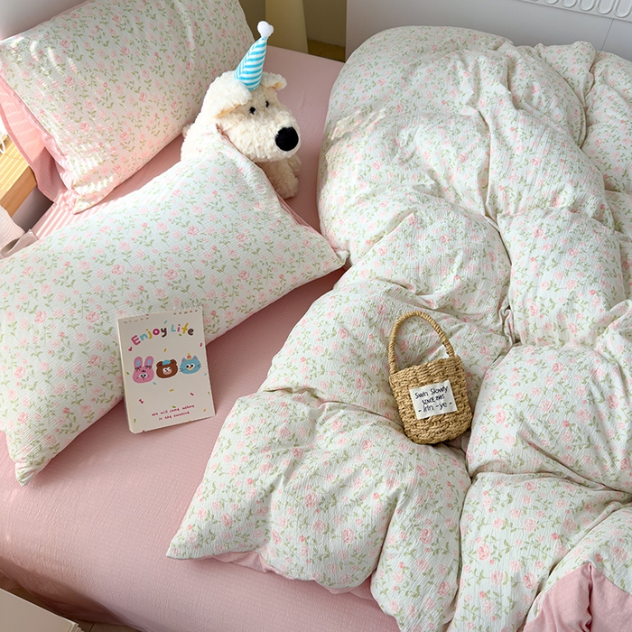 91家纺网 家纺一手货源 找家纺 竹合家纺 2025新品云感皱皱四件套跑量款小清新四件套 粉红佳人