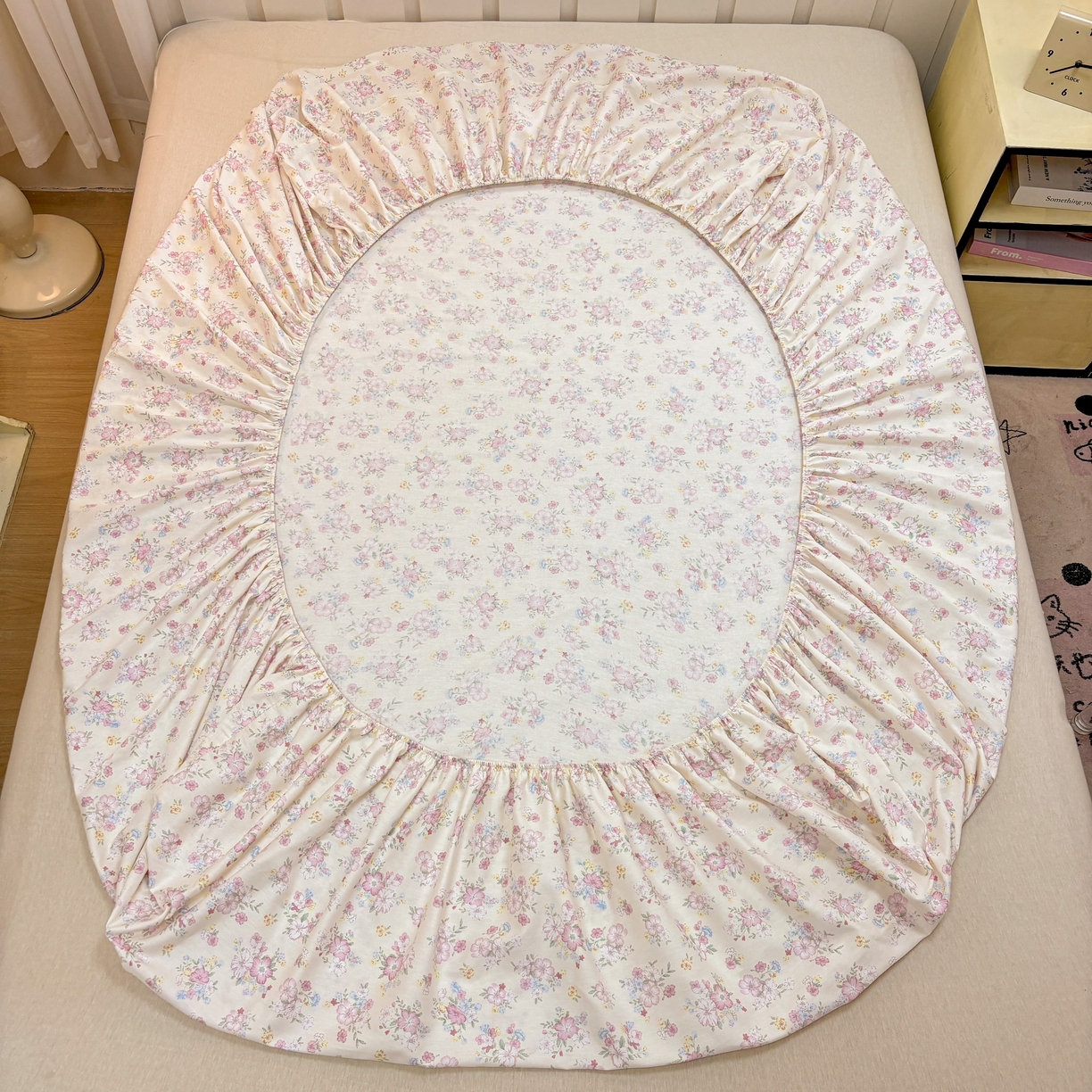 91家纺网 家纺一手货源 找家纺 大吉 2025新款全棉印花床笠 梦幻花园