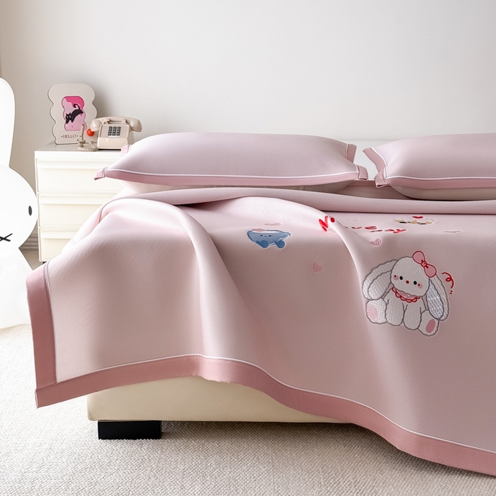 91家纺网 家纺一手货源 找家纺 九花鹿 2025新款凉感PE卡通冰丝席-凉席款 派对小兔