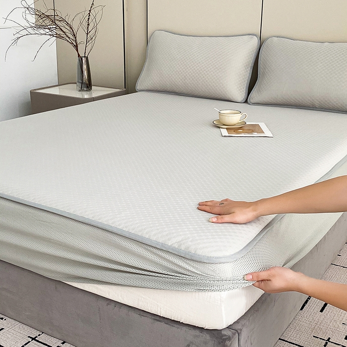 91家纺网 家纺一手货源 找家纺 凌云家纺 2025新款100%锦纶凉席床笠款可水洗冰丝席三明治软席 灰色