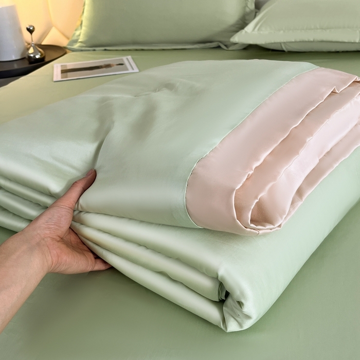 91家纺网 家纺一手货源 找家纺 佳汐蓝家纺 2025新款水洗真丝夏被夏凉被空调被 嫩芽绿