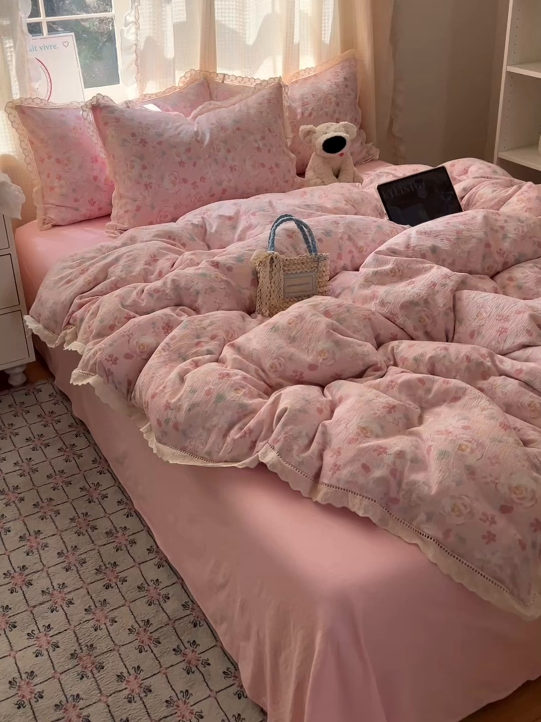 91家纺网 家纺一手货源 找家纺 顾里家纺 2025新款蕾丝花边云感皱皱纱四件套 花岛