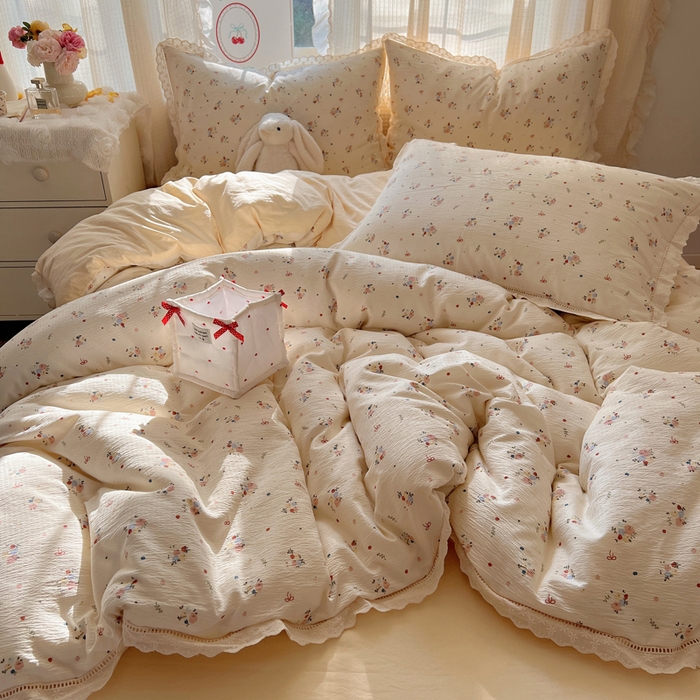 91家纺网 家纺一手货源 找家纺 顾里家纺 2025新款蕾丝花边云感皱皱纱四件套 浅雾梨花