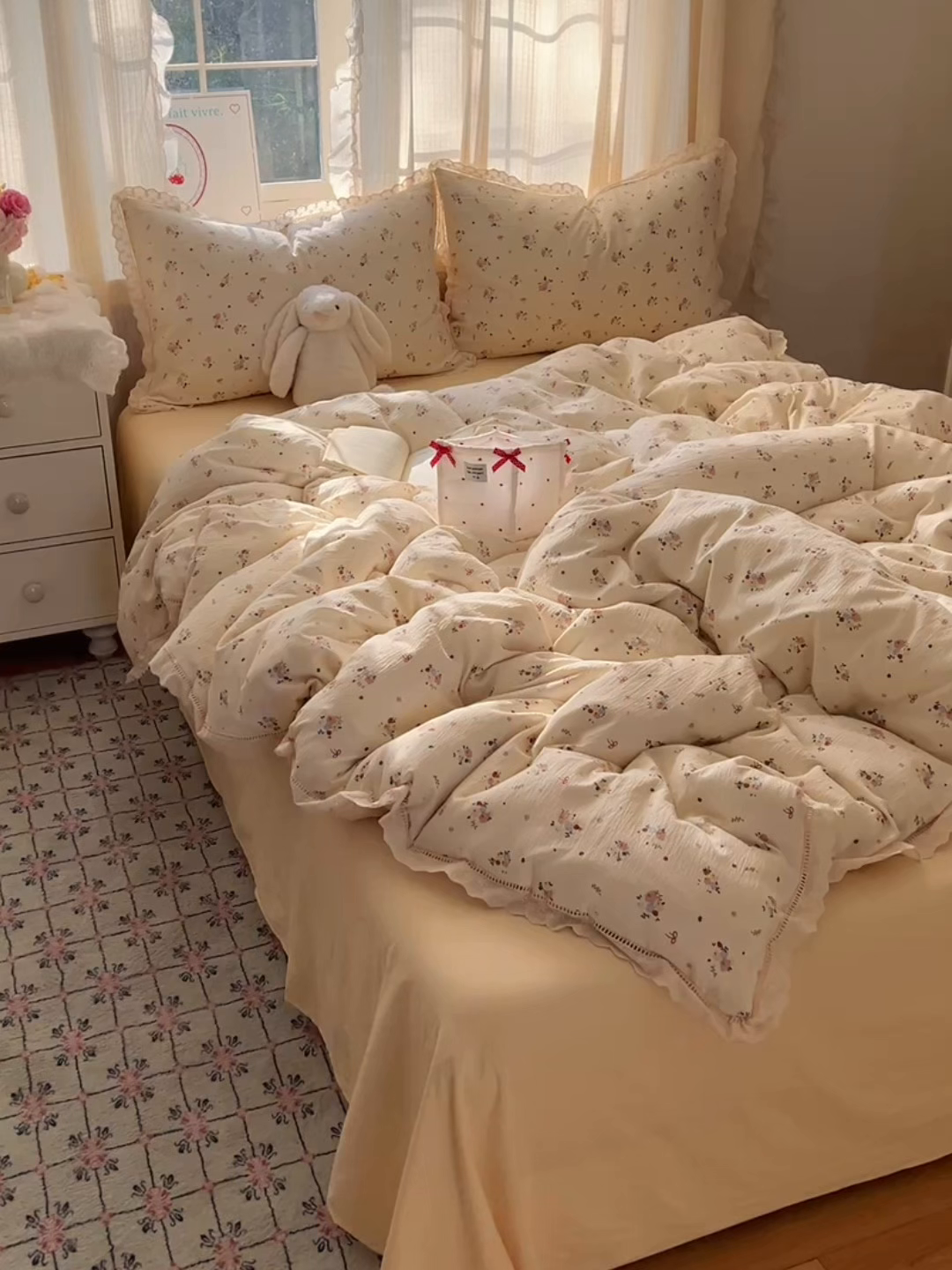 91家纺网 家纺一手货源 找家纺 顾里家纺 2025新款蕾丝花边云感皱皱纱四件套 浅雾梨花