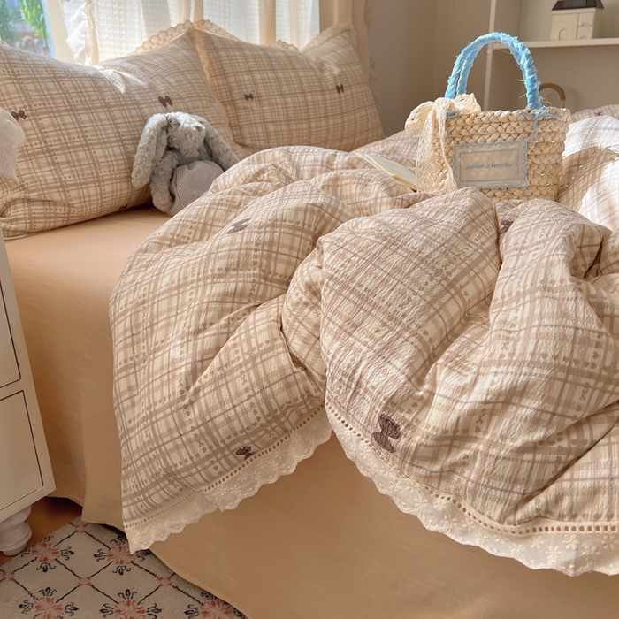 91家纺网 家纺一手货源 找家纺 顾里家纺 2025新款蕾丝花边云感皱皱纱四件套 秋栗蝴蝶结