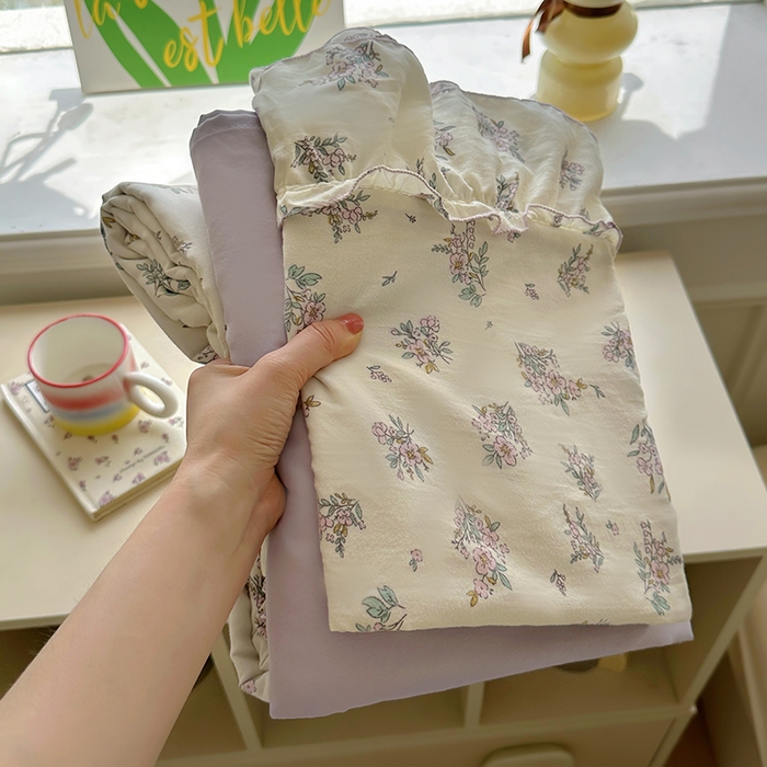 91家纺网 家纺一手货源 找家纺 冕悠家纺 2025新款A类法式花边四件套超柔裸睡级床单被套三件套-风格二+微信提供买家秀 紫苿