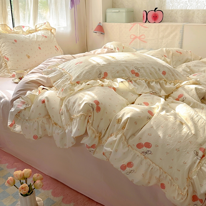 91家纺网 家纺一手货源 找家纺 冕悠家纺 2025新款A类法式花边四件套超柔裸睡级床单被套三件套-风格二+微信提供买家秀 初樱