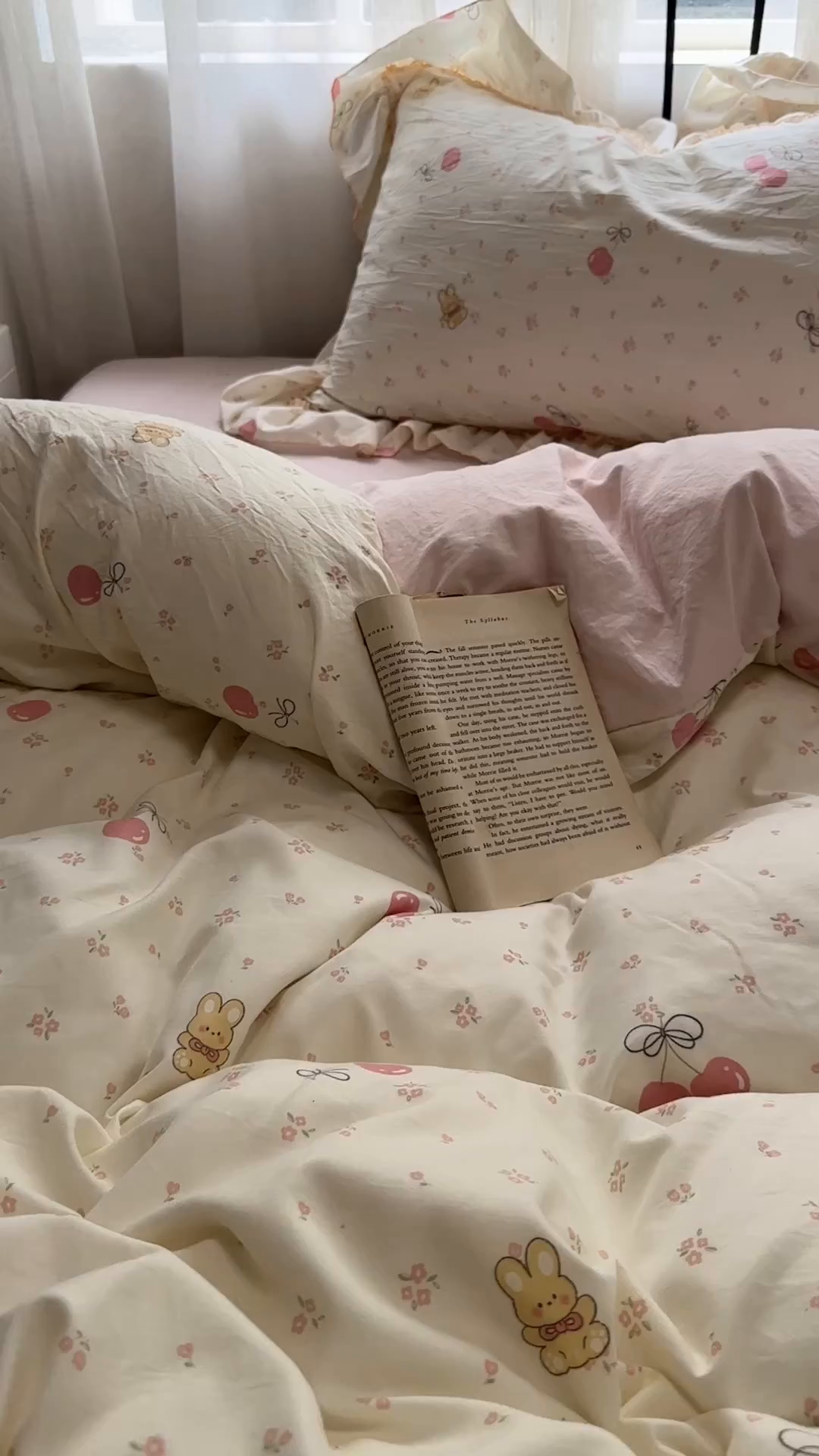 91家纺网 家纺一手货源 找家纺 冕悠家纺 2025新款A类法式花边四件套超柔裸睡级床单被套三件套-风格二+微信提供买家秀 初樱