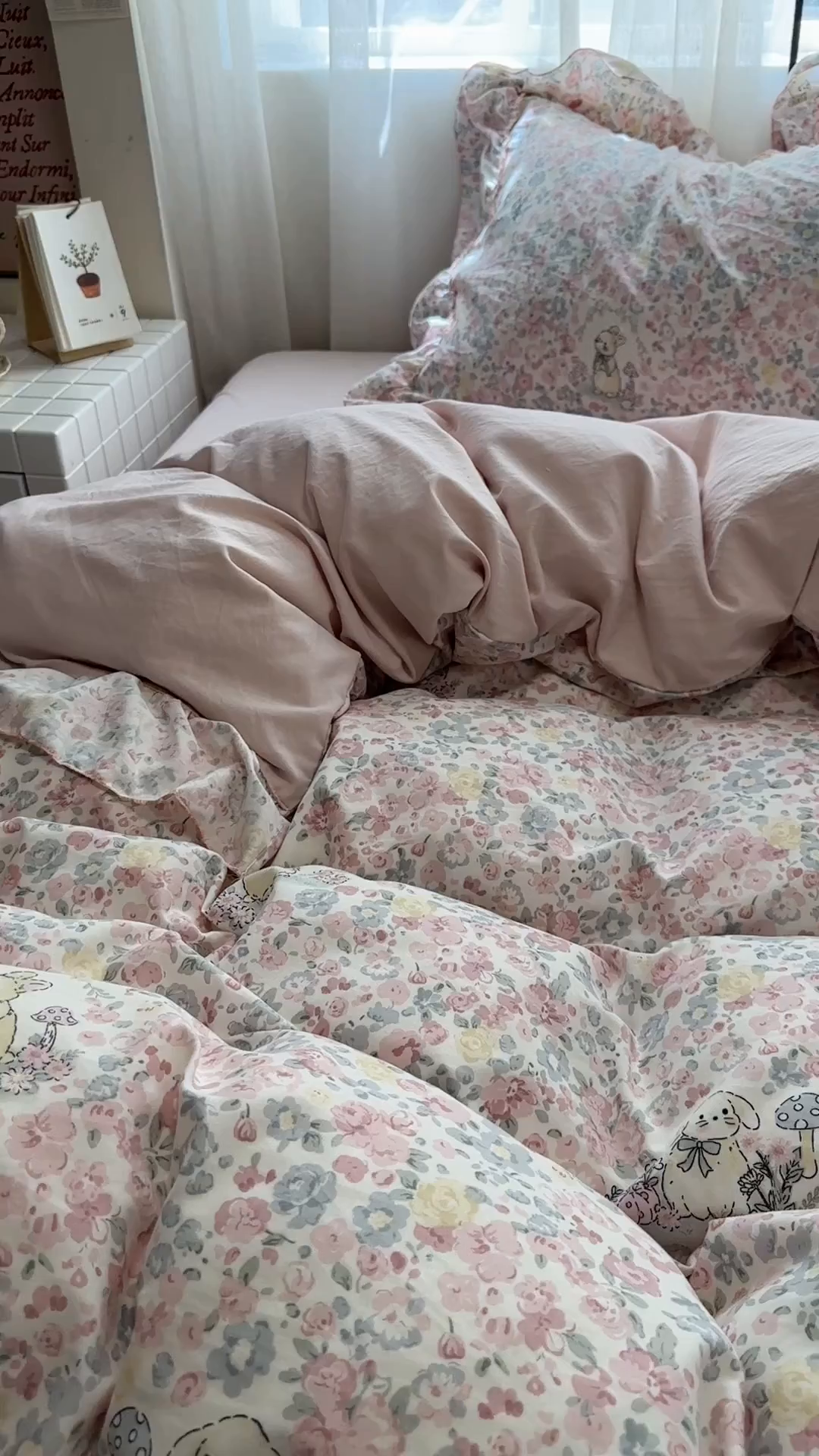 91家纺网 家纺一手货源 找家纺 冕悠家纺 2025新款A类法式花边四件套超柔裸睡级床单被套三件套-风格二+微信提供买家秀 濡染