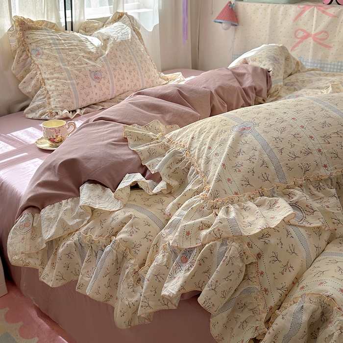 91家纺网 家纺一手货源 找家纺 冕悠家纺 2025新款A类法式花边四件套超柔裸睡级床单被套三件套-风格二+微信提供买家秀 语沁