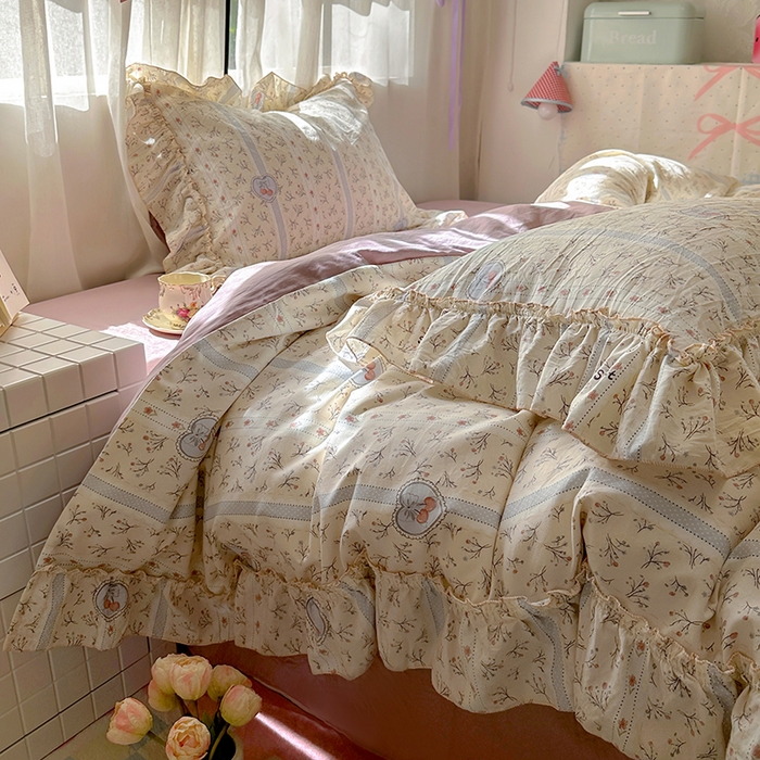 91家纺网 家纺一手货源 找家纺 冕悠家纺 2025新款A类法式花边四件套超柔裸睡级床单被套三件套-风格二+微信提供买家秀 语沁