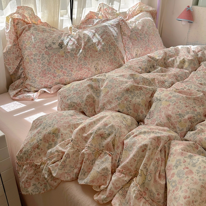 91家纺网 家纺一手货源 找家纺 冕悠家纺 2025新款A类法式花边四件套超柔裸睡级床单被套三件套-风格一+微信提供买家秀 濡染