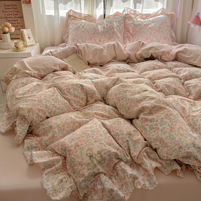 91家纺网 家纺一手货源 找家纺 冕悠家纺 2025新款A类法式花边四件套超柔裸睡级床单被套三件套-风格一+微信提供买家秀 濡染