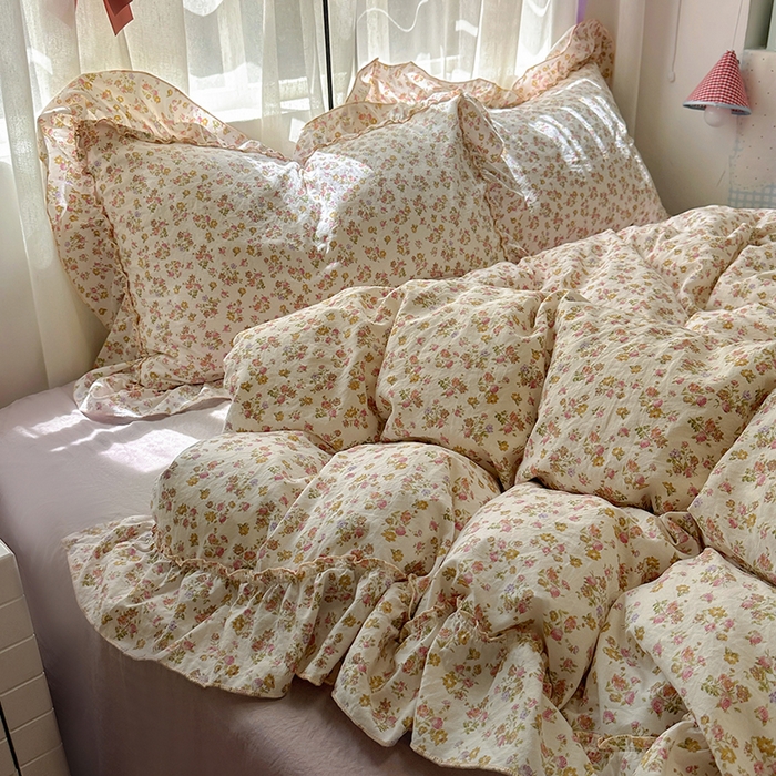 91家纺网 家纺一手货源 找家纺 冕悠家纺 2025新款A类法式花边四件套超柔裸睡级床单被套三件套-风格一+微信提供买家秀 拾染