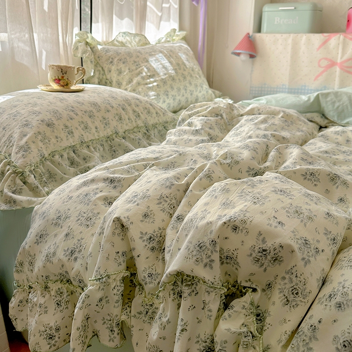 91家纺网 家纺一手货源 找家纺 冕悠家纺 2025新款A类法式花边四件套超柔裸睡级床单被套三件套-风格一+微信提供买家秀 愫月